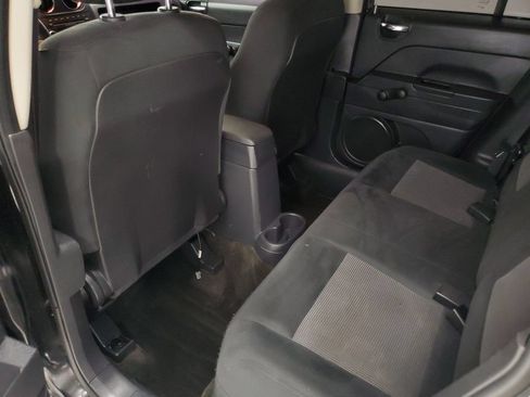 Used 2014 Jeep Compass Sport FWD image 22