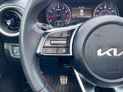 Used 2023 Kia Forte GT image 23