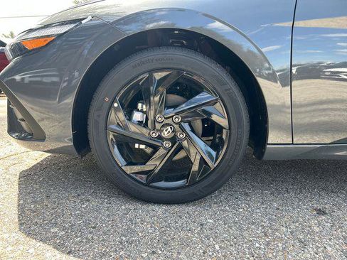 New 2026 Hyundai Elantra Sport FWD image 21