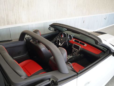 Used 2015 Chevrolet Camaro SS w/ Commemorative Special Edition image 35