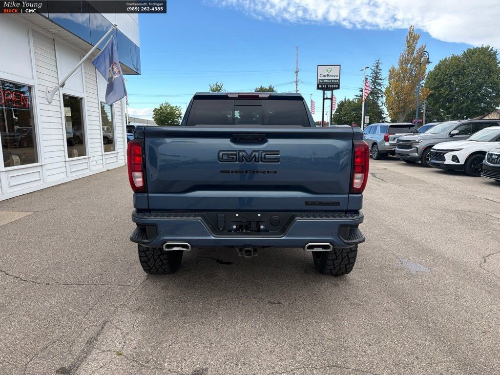 Used 2024 GMC Sierra 1500 Elevation w/ Elevation Premium Package AWD/4WD image 6