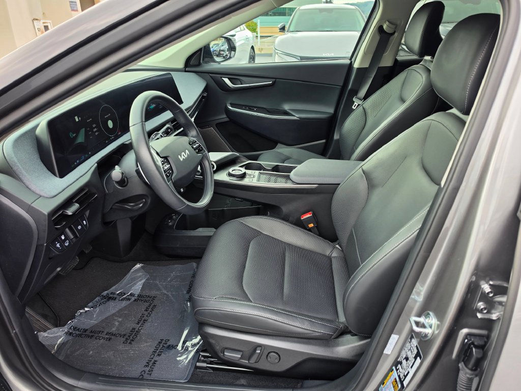 Certified 2024 Kia EV6 Wind RWD image 21