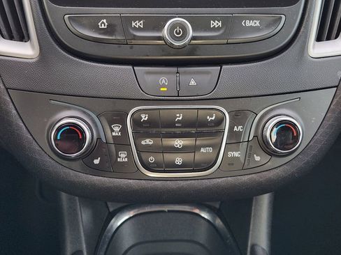 Used 2023 Chevrolet Malibu LT image 21