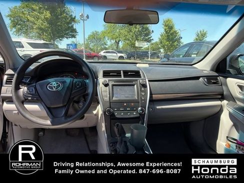 Used 2015 Toyota Camry LE FWD image 9