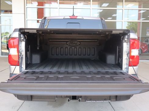 Used 2023 Ford Maverick Lariat w/ Lariat Luxury Package AWD/4WD image 8