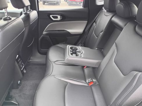 New 2026 Jeep Compass Limited AWD/4WD image 16