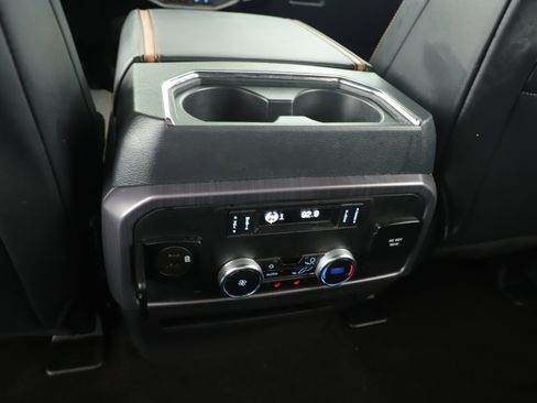 Used 2023 Ford Expedition Platinum image 20