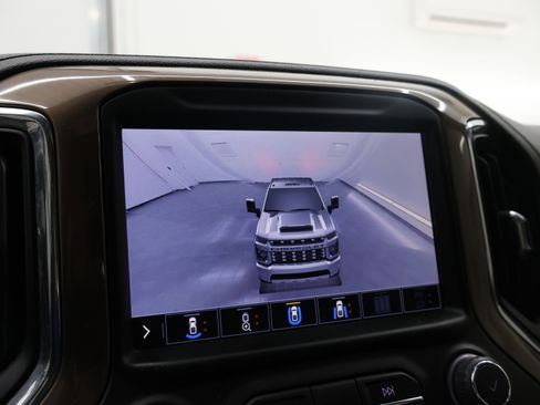 Used 2023 Chevrolet Silverado 2500 High Country image 21
