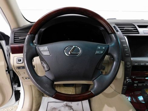 Used 2008 Lexus LS 460 image 43