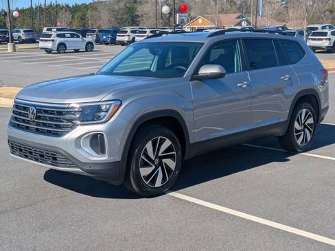 New 2026 Volkswagen Atlas SE FWD image 8
