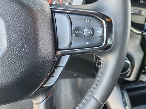 Used 2024 RAM 1500 Big Horn AWD/4WD image 25