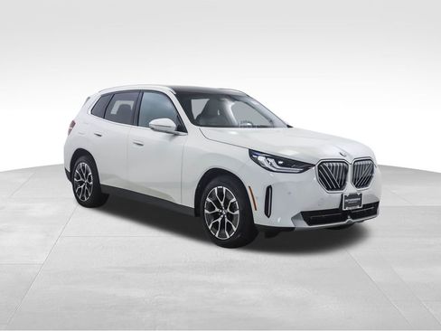 New 2026 BMW X3 xDrive30 w/ Premium Package image 7