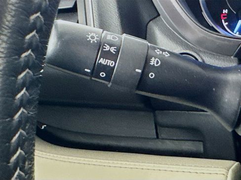 Used 2019 Subaru Ascent Limited image 5