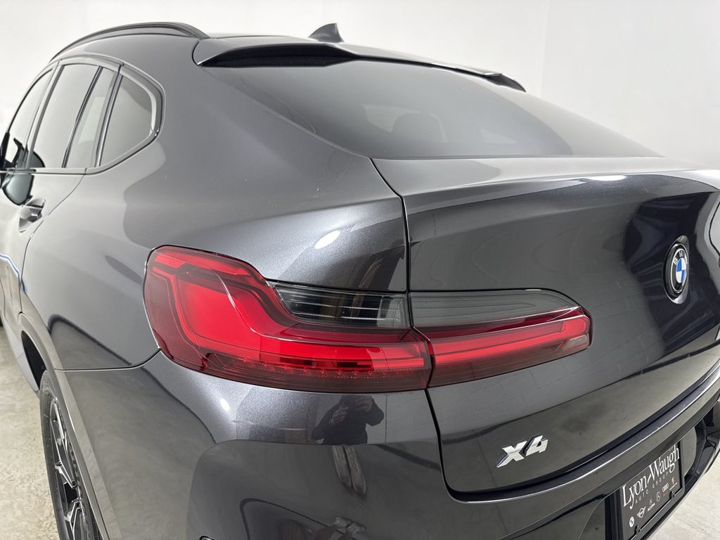 Used 2024 BMW X4 M40i AWD/4WD image 18