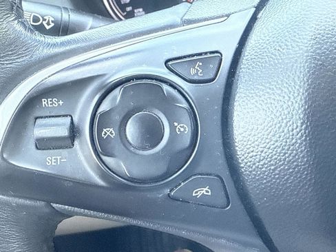 Used 2020 Buick Enclave Essence w/ Sound and Sites Package image 19