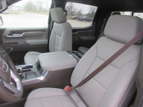 New 2026 GMC Sierra 1500 SLT w/ SLT Premium Plus Package image 14