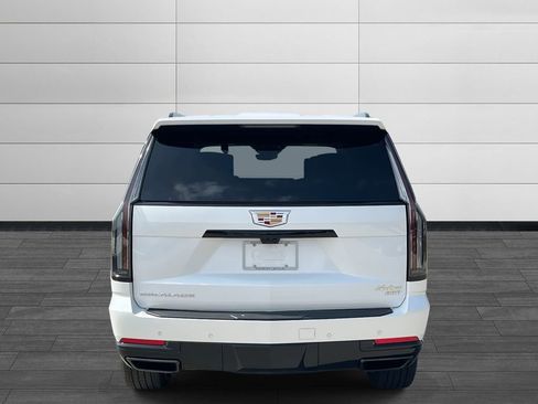 Certified 2025 Cadillac Escalade Sport Platinum image 4