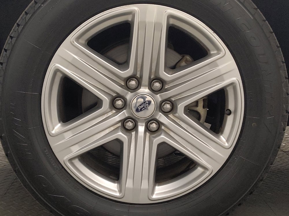Used 2018 Ford Expedition Max XLT w/ Equipment Group 202A RWD image 31