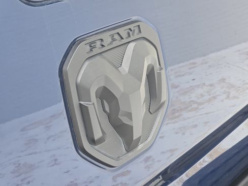 Used 2024 RAM 2500 Laramie w/ Night Edition image 12