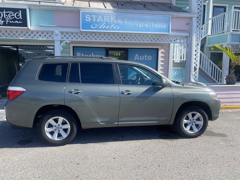 Used 2010 Toyota Highlander 2WD image 8