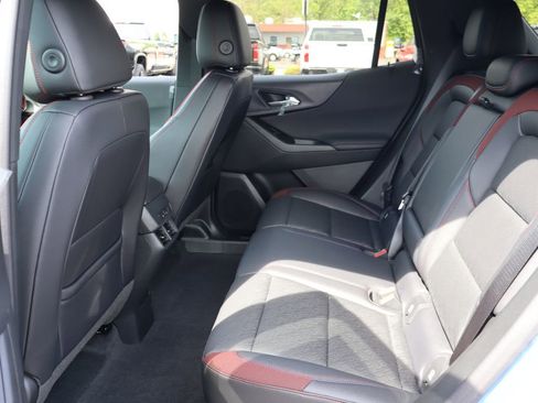 New 2026 Chevrolet Equinox RS w/ Convenience Package III FWD image 22