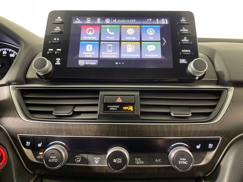 Used 2018 Honda Accord Touring image 23