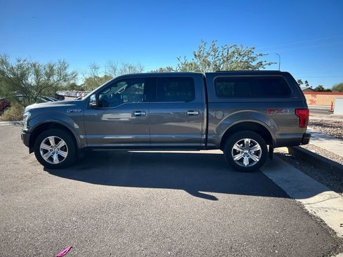 Used 2018 Ford F150 Platinum w/ Equipment Group 701A Luxury image 6