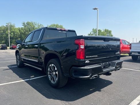 Used 2022 Chevrolet Silverado 1500 High Country w/ Technology Package image 5