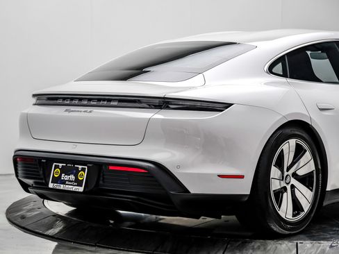 Used 2023 Porsche Taycan 4S AWD/4WD image 16