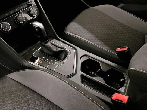 Used 2021 Volkswagen Tiguan S FWD image 16