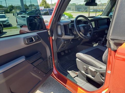 Certified 2022 Ford Bronco Big Bend AWD/4WD image 9