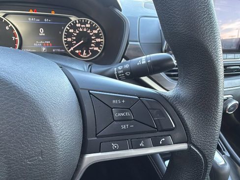 Used 2023 Nissan Altima 2.5 SV image 16