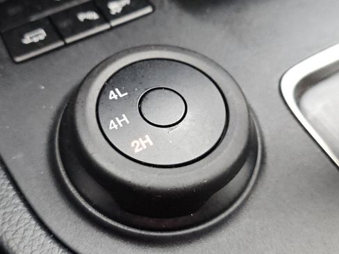 Certified 2019 Ford Ranger XLT w/ Equipment Group 301A Mid image 9