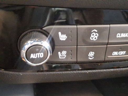 Certified 2023 Buick Enclave Premium w/ Experience Buick Package AWD/4WD image 24