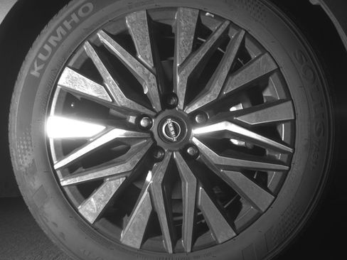 Used 2025 Nissan Altima 2.5 SV image 13