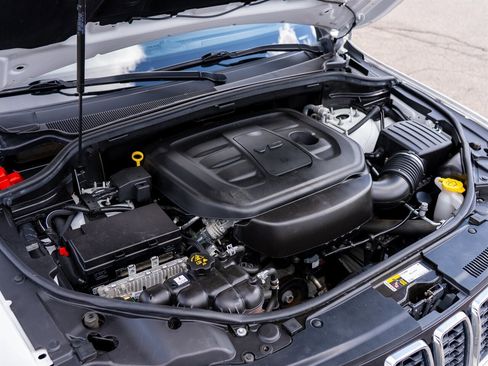 Used 2020 Jeep Grand Cherokee Limited w/ Luxury Group II image 15