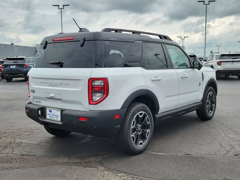 New 2026 Ford Bronco Sport Outer Banks w/ Outer Banks Tech Package+ AWD/4WD image 4