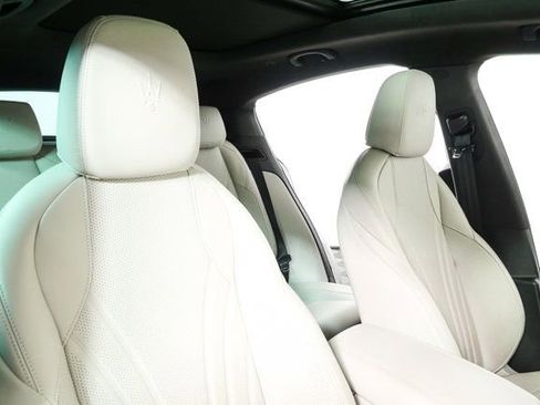 Used 2023 Maserati Grecale Modena AWD/4WD image 25