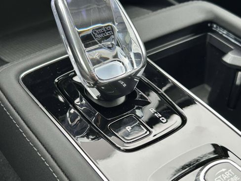 New 2026 Volvo XC90 B5 Ultra image 28