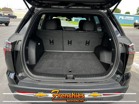 Used 2025 Chevrolet Equinox LT AWD/4WD image 5