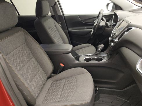 Used 2024 Chevrolet Equinox LT w/ LPO, Floor Liner Package FWD image 21