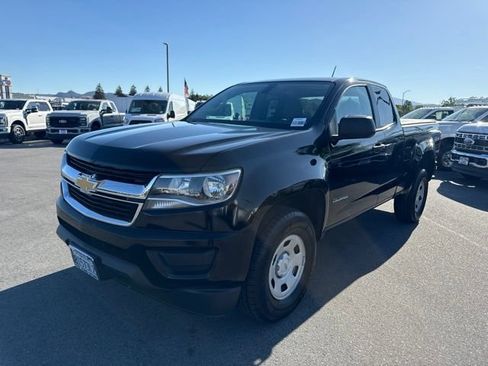 Used 2018 Chevrolet Colorado W/T RWD image 1
