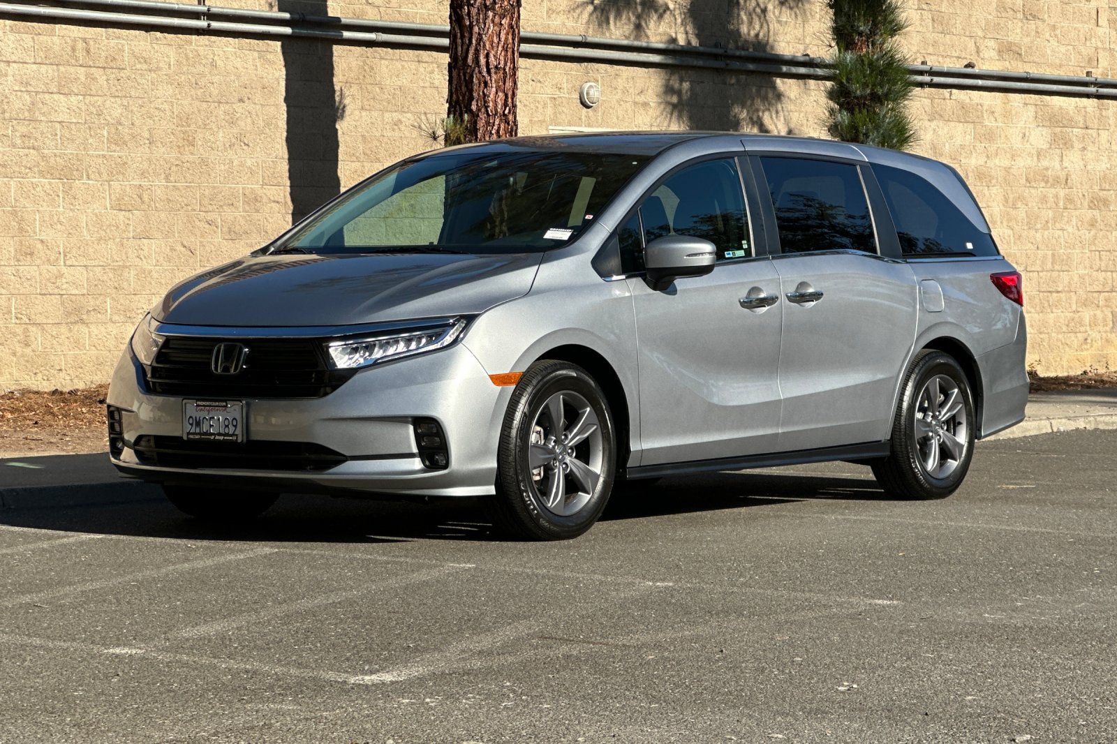 Used 2024 Honda Odyssey EX image 7