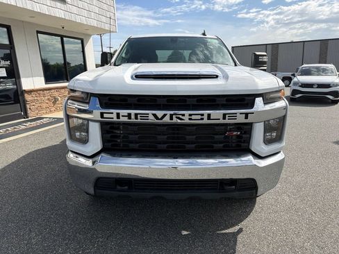 Used 2023 Chevrolet Silverado 2500 LT AWD/4WD image 9