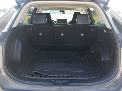 Used 2022 Toyota RAV4 XLE Premium AWD/4WD image 16