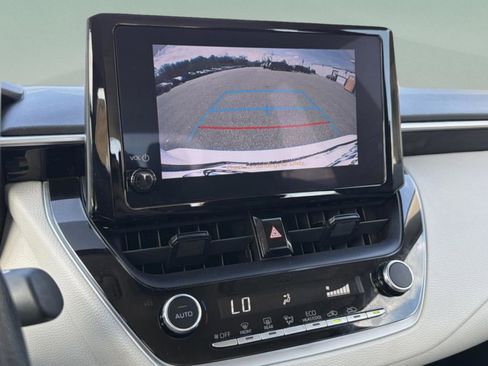 Used 2023 Toyota Corolla LE FWD image 23