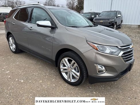 Used 2018 Chevrolet Equinox Premier image 7