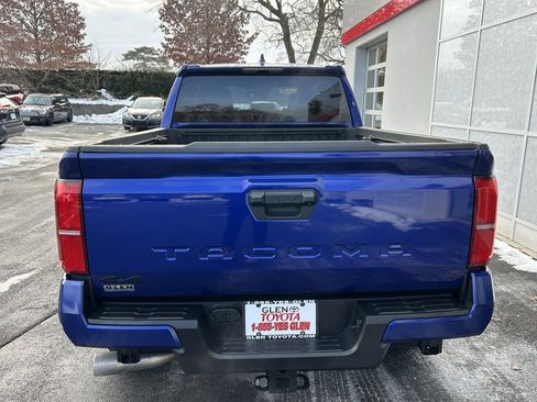 Used 2024 Toyota Tacoma TRD Off-Road image 6
