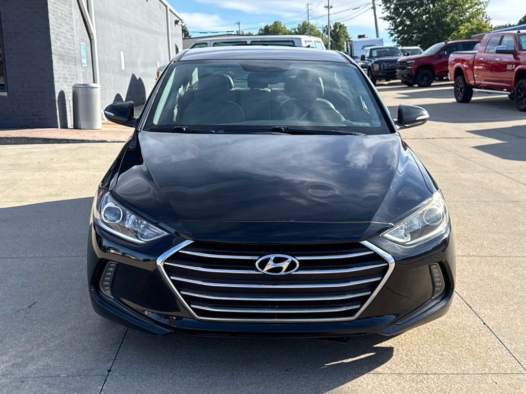 Used 2017 Hyundai Elantra Limited FWD image 17