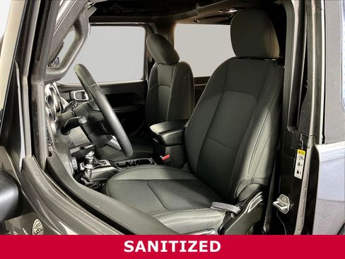 Used 2018 Jeep Wrangler Sport AWD/4WD image 21